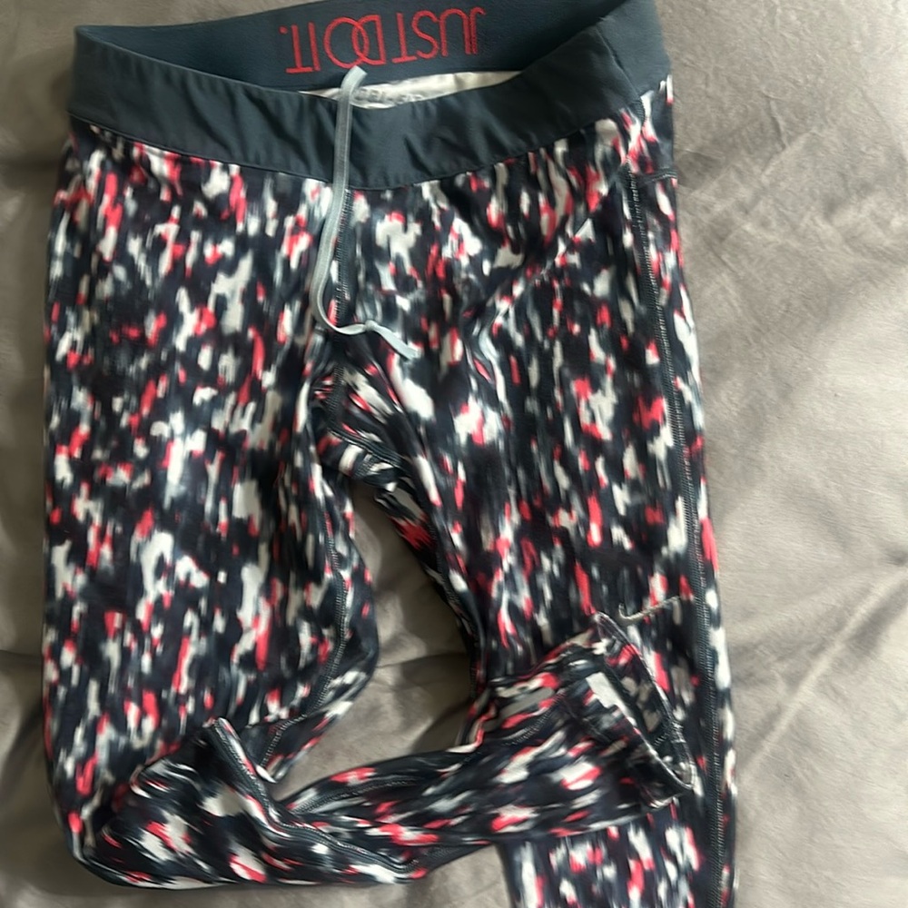 EUC Nike DriFit multicolor capris